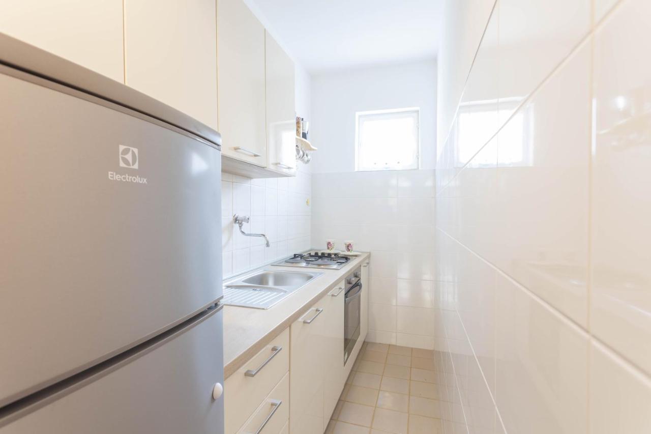 Apartments Maras Makarska Room photo