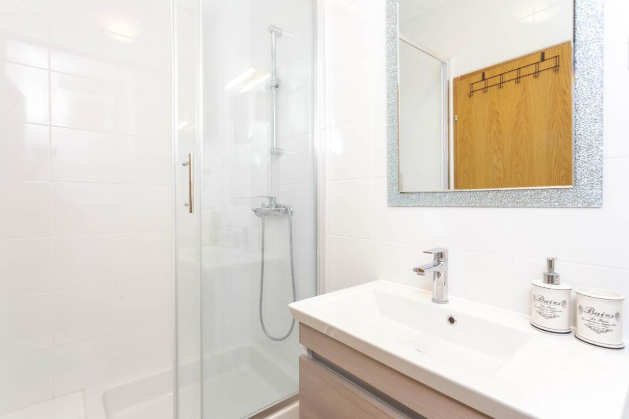 Apartments Maras Makarska Room photo